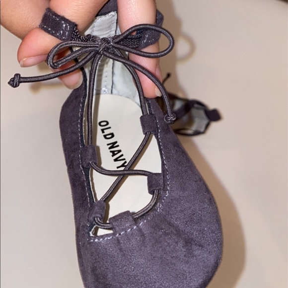 Old navy flats (infant) - Picture 2 of 2